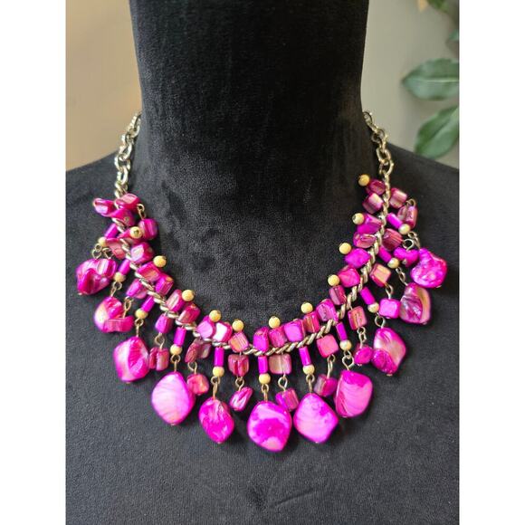 Women's Fuchsia Shell Beaded Bib Necklace with Lobster Clasp Closure - Picture 1 of 5